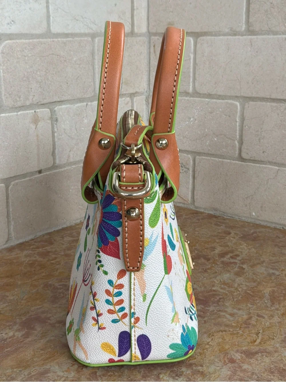 Dooney & Bourke 🧚‍♂️✨ flitterific